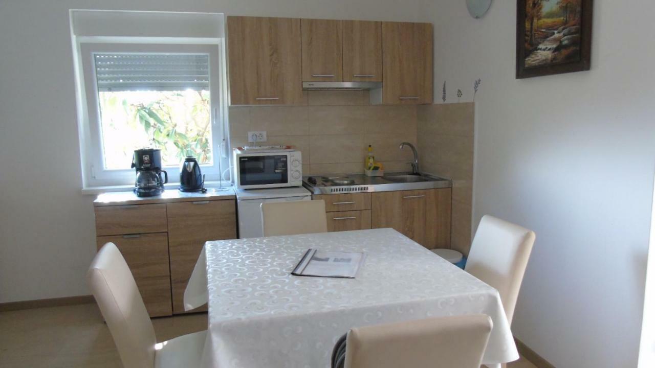 Apartment Mihael โอปาติยา ภายนอก รูปภาพ
